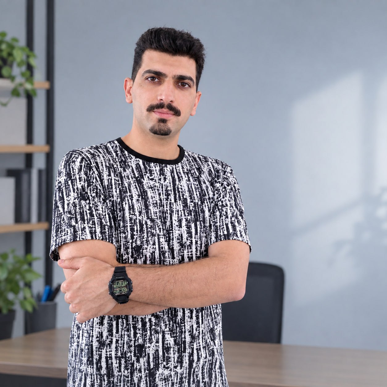 آقای حمیدرضا حاجی آقایی